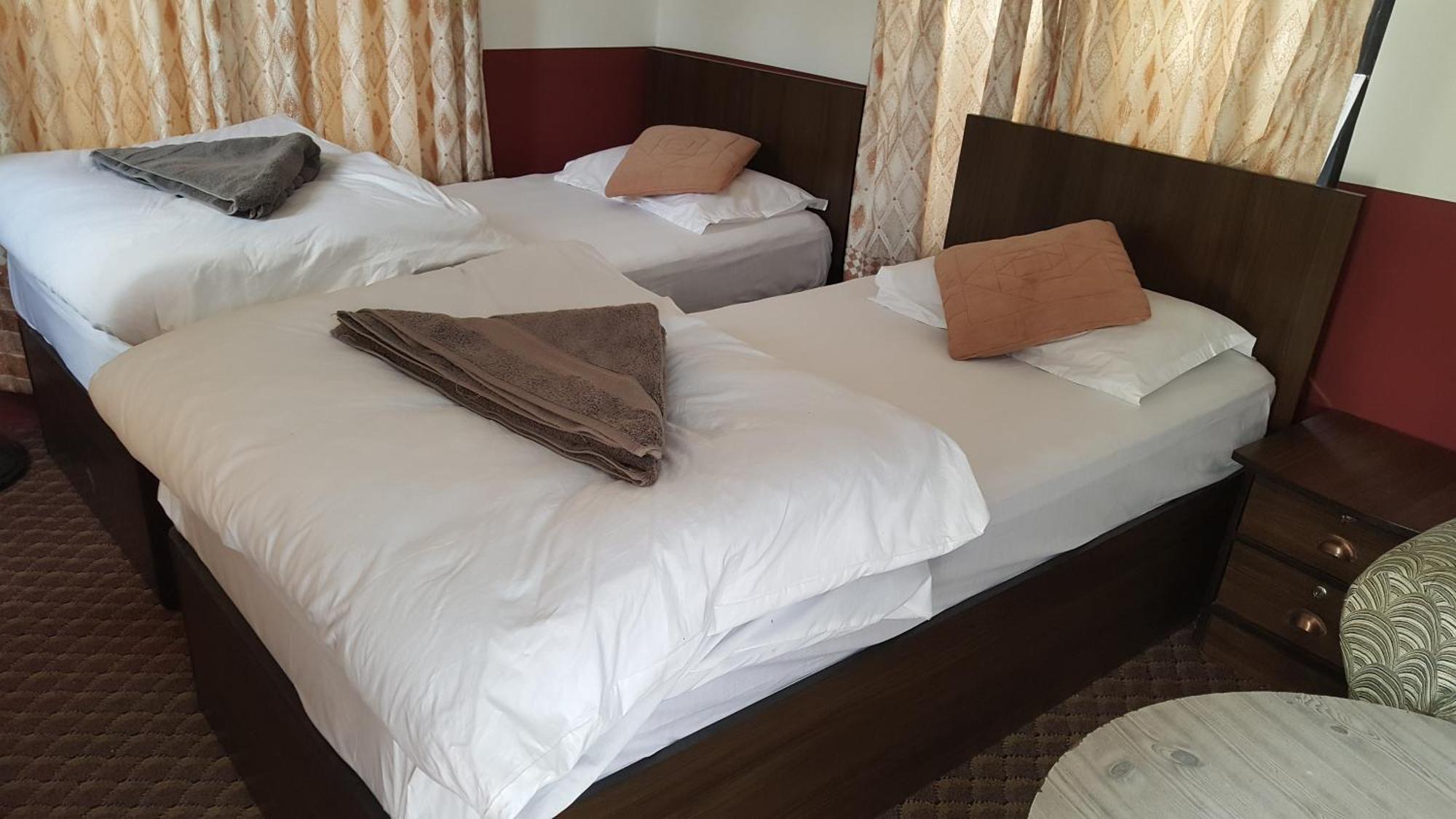 Bnb Royal Tourist House 카트만두 외부 사진