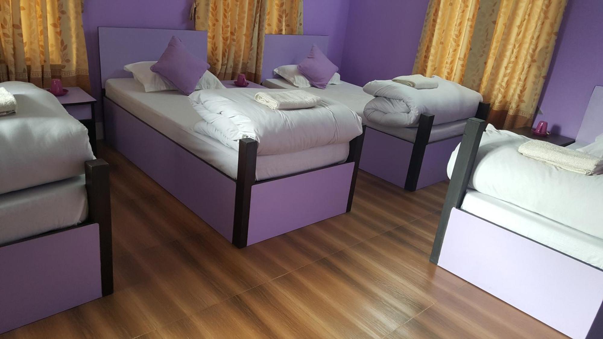 Bnb Royal Tourist House 카트만두 외부 사진