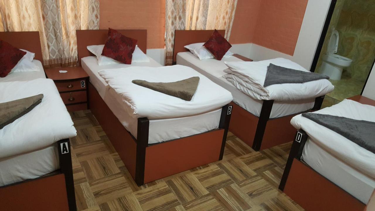 Bnb Royal Tourist House 카트만두 외부 사진