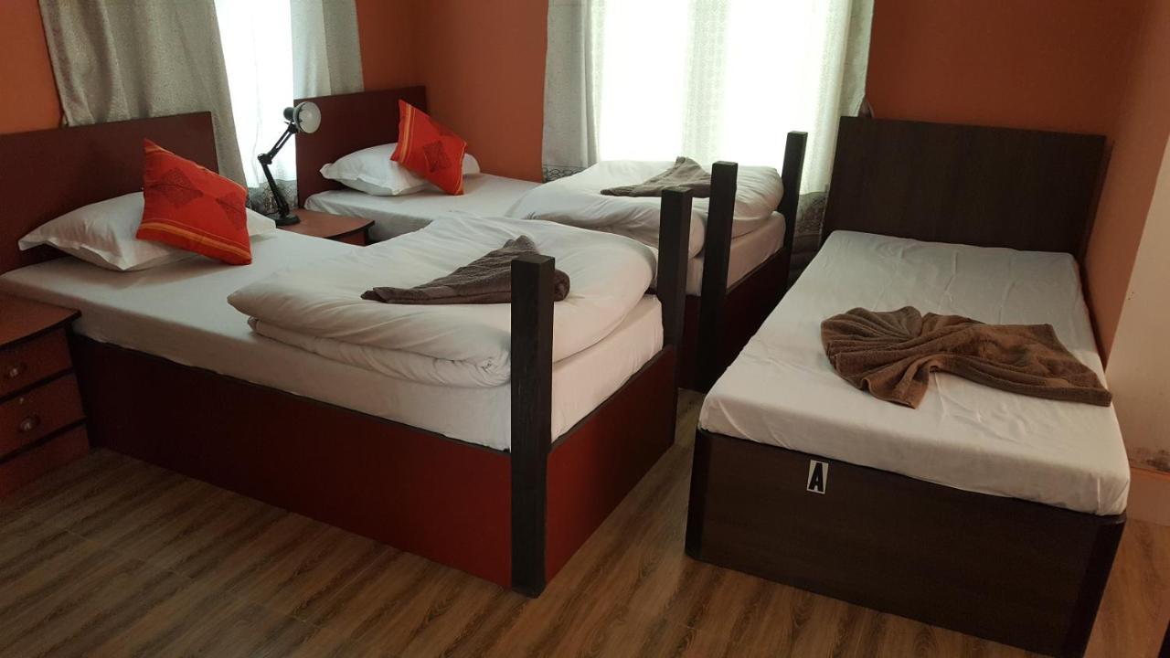 Bnb Royal Tourist House 카트만두 외부 사진