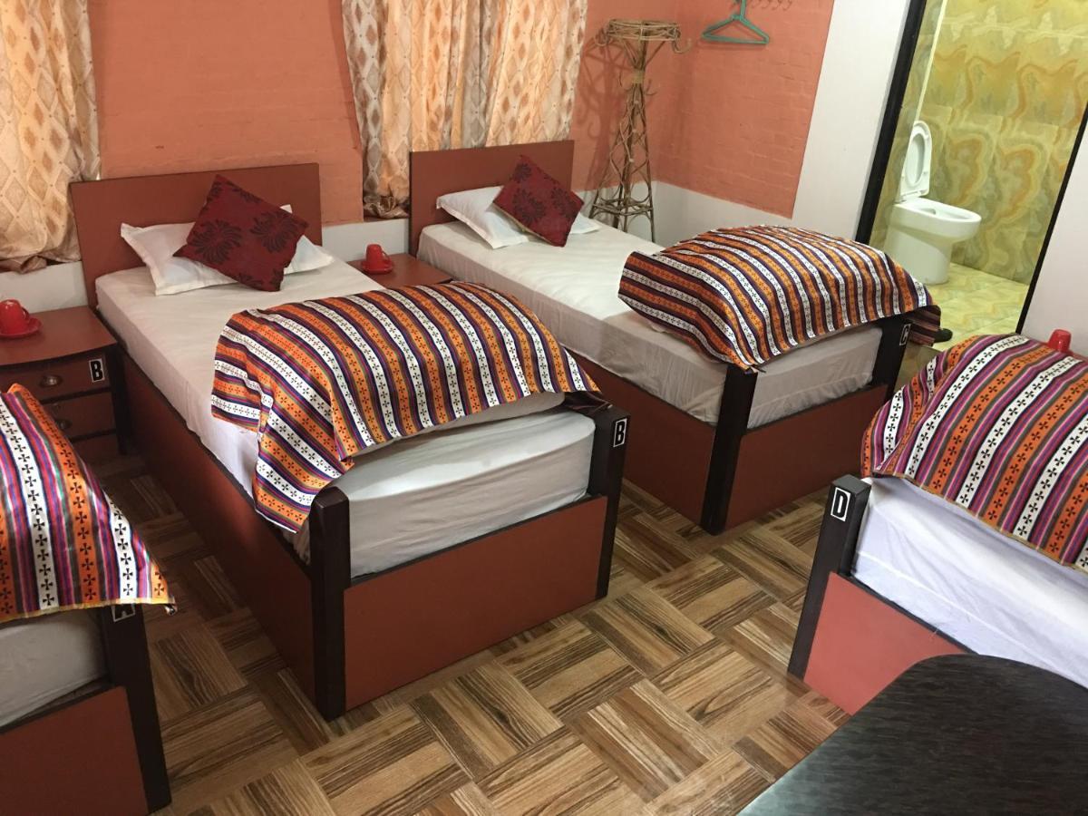 Bnb Royal Tourist House 카트만두 외부 사진