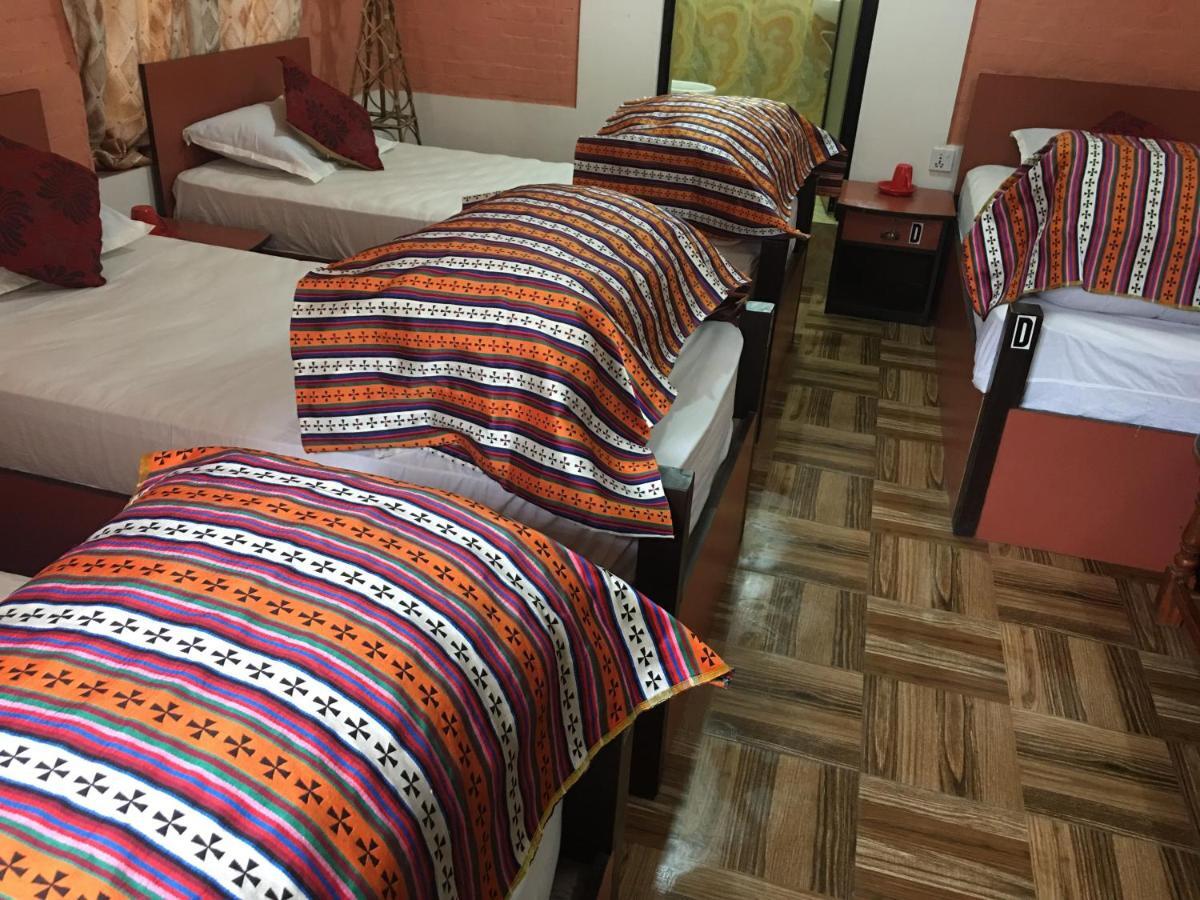 Bnb Royal Tourist House 카트만두 외부 사진